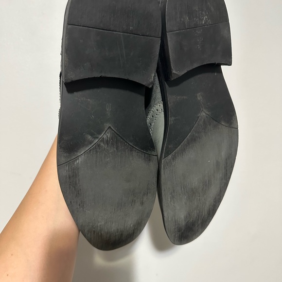 Men’s Penguin Dress Shoes - Picture 6 of 8